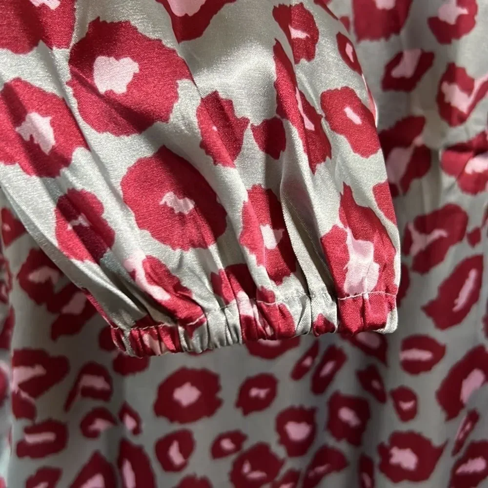 TRACY NEGOSHIAN Women’s Ana Leopard Print Shift Dress Gray/Pink/Red Size Medium